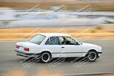 media/Dec-28-2024-Extreme Speed (Sat) [[dd5bc3b342]]/Gold Group/Session 1 (The Bowl)/